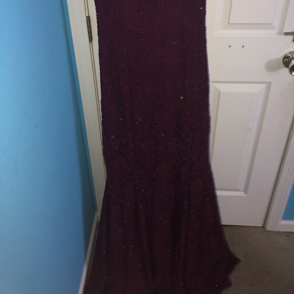 Dress - Picture 4 of 4